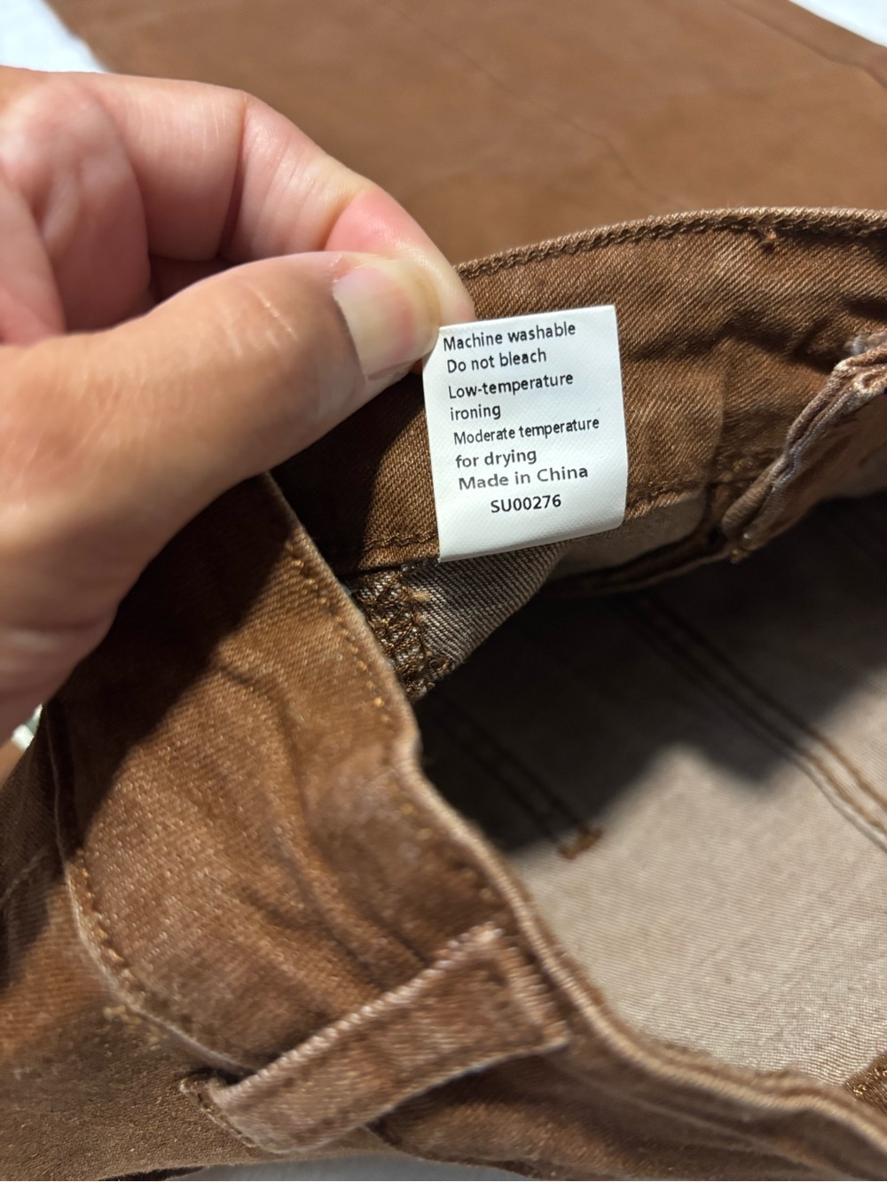 WIDE LEG HIGH-RISE JEANS | Women's - Brown - Picture 6 of 8